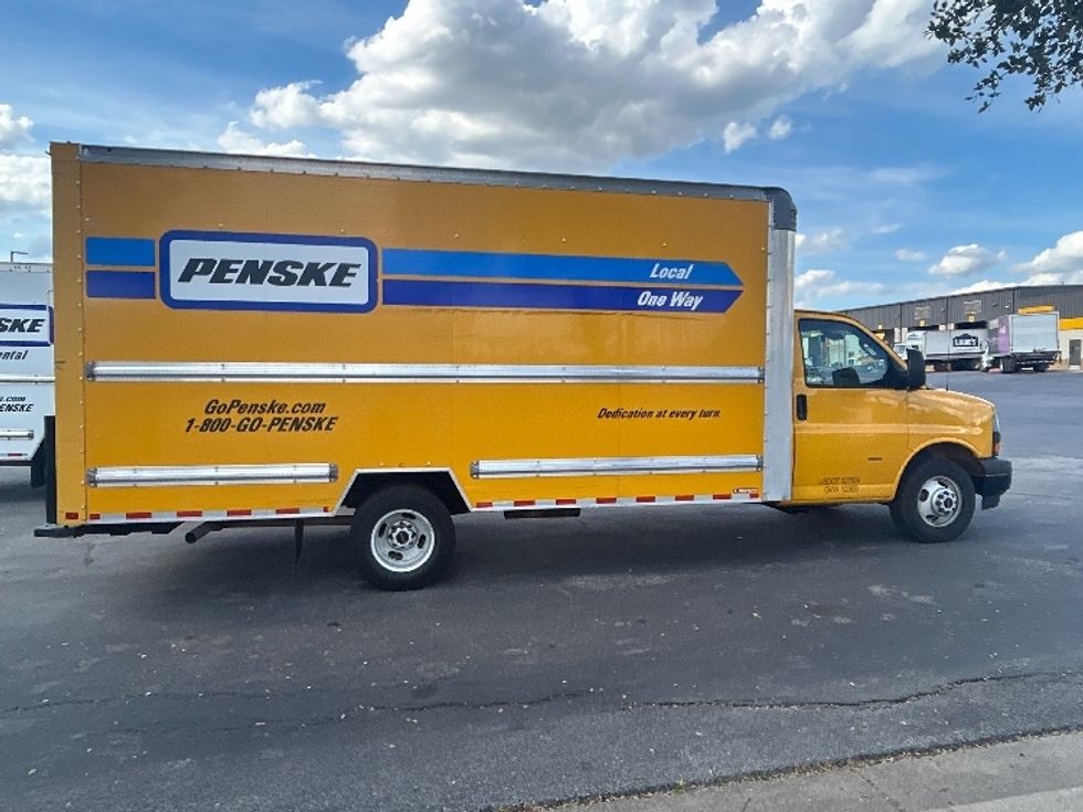 Light Duty Box Truck-Light and Medium Duty Trucks-GMC-2021-Savana G33903-San Antonio-TX-110,635\n\t\tmiles-$ 23,500 - Image 15