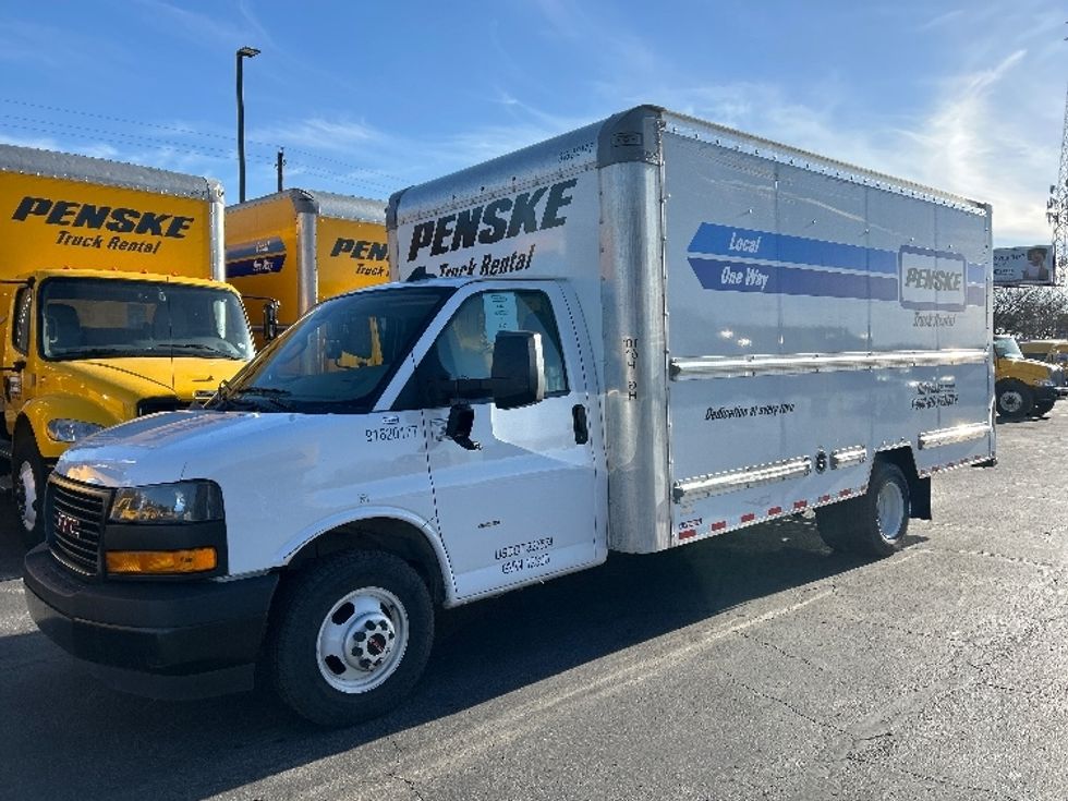 Light Duty Box Truck-Light and Medium Duty Trucks-GMC-2021-Savana G33903-San Antonio-TX-114,510\n\t\tmiles-$ 27,750 - Image 3