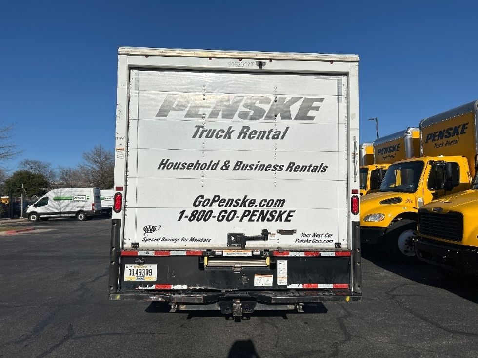 Light Duty Box Truck-Light and Medium Duty Trucks-GMC-2021-Savana G33903-San Antonio-TX-114,510\n\t\tmiles-$ 27,750 - Image 6