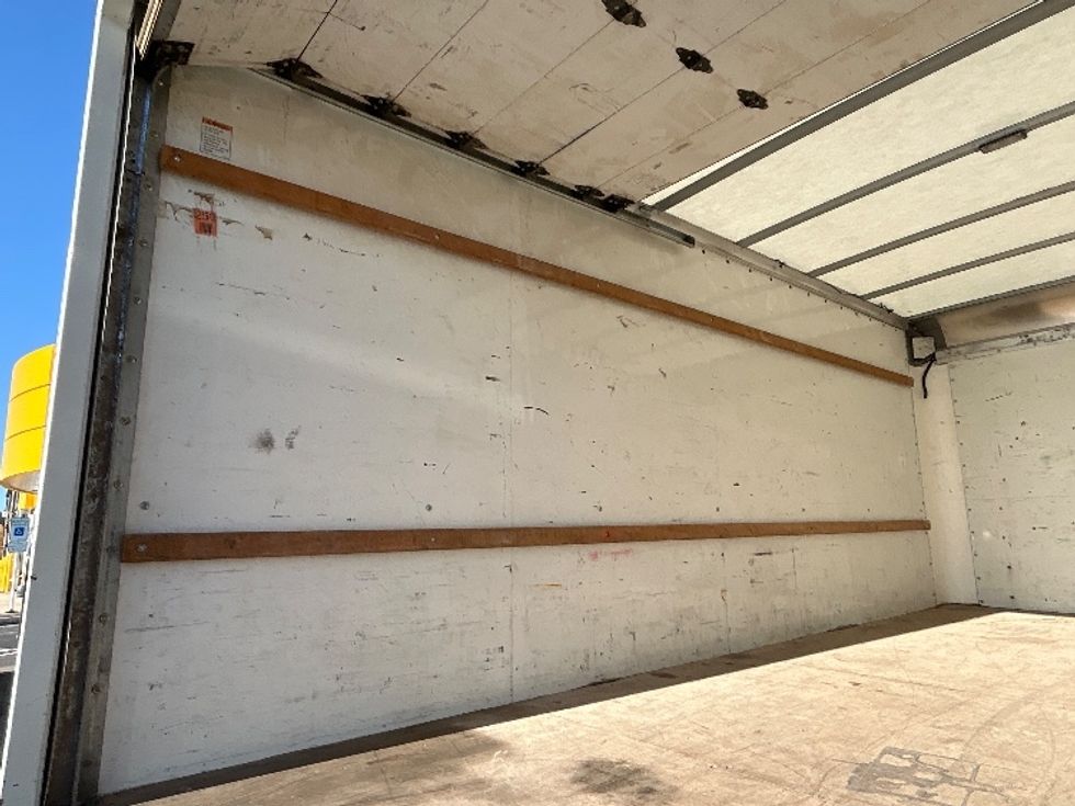 Light Duty Box Truck-Light and Medium Duty Trucks-GMC-2021-Savana G33903-San Antonio-TX-114,510\n\t\tmiles-$ 27,750 - Image 9