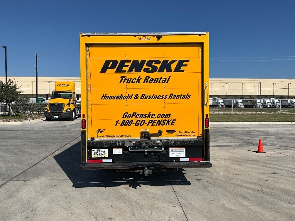 Light Duty Box Truck-Light and Medium Duty Trucks-GMC-2021-Savana G33903-San Antonio-TX-118,845\n\t\tmiles-$ 22,250 - Image 6