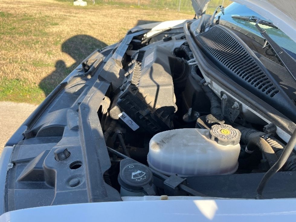 Light Duty Box Truck-Light and Medium Duty Trucks-GMC-2021-Savana G33903-San Antonio-TX-122,302\n\t\tmiles-$ 26,750 - Image 23