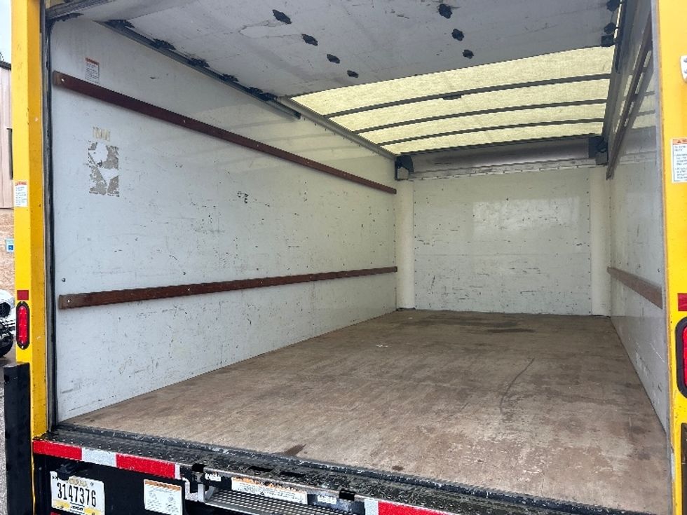 Light Duty Box Truck-Light and Medium Duty Trucks-GMC-2021-Savana G33903-San Antonio-TX-61,395\n\t\tmiles-$ 30,750 - Image 11
