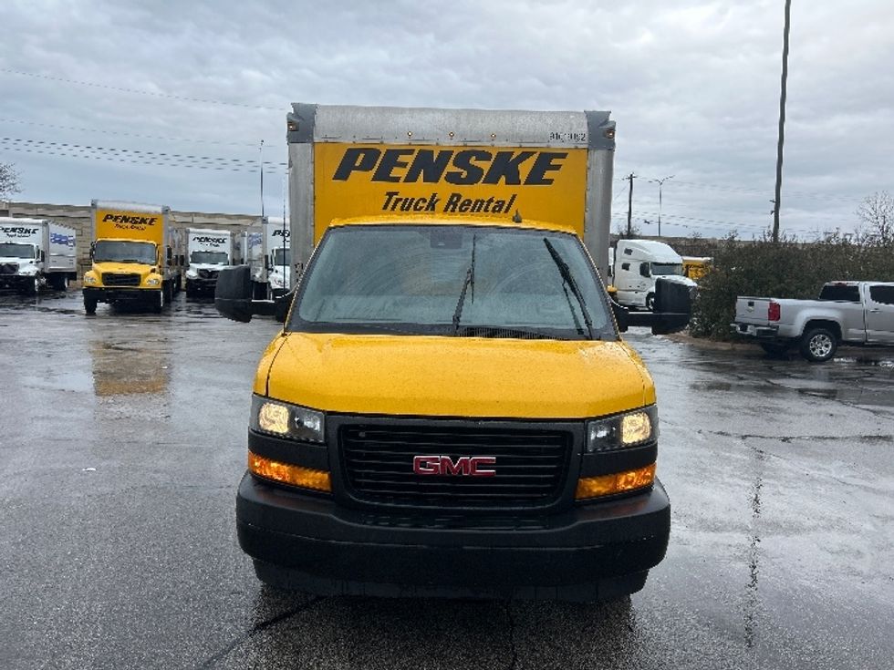 Light Duty Box Truck-Light and Medium Duty Trucks-GMC-2021-Savana G33903-San Antonio-TX-61,395\n\t\tmiles-$ 30,750 - Image 2