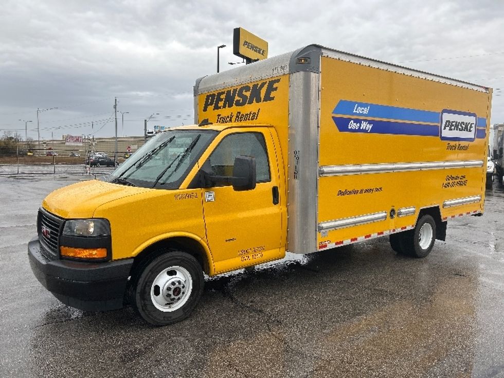 Light Duty Box Truck-Light and Medium Duty Trucks-GMC-2021-Savana G33903-San Antonio-TX-61,395\n\t\tmiles-$ 30,750 - Image 3