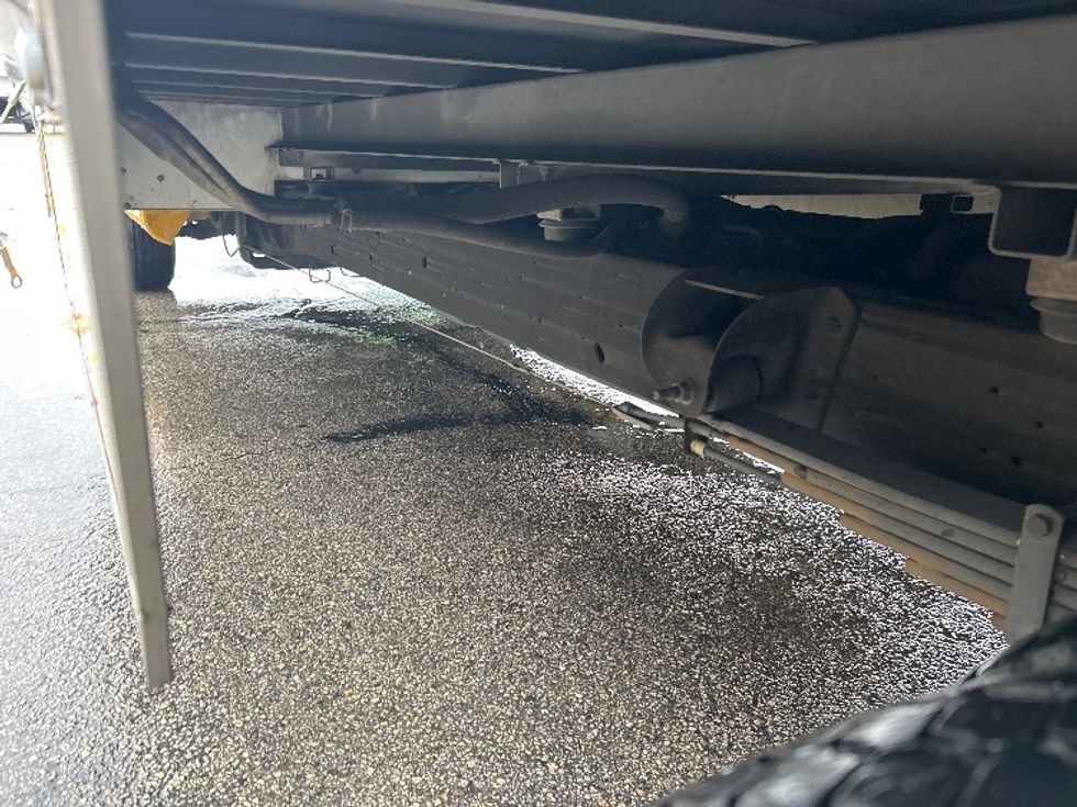 Light Duty Box Truck-Light and Medium Duty Trucks-GMC-2021-Savana G33903-San Antonio-TX-61,395\n\t\tmiles-$ 30,750 - Image 5