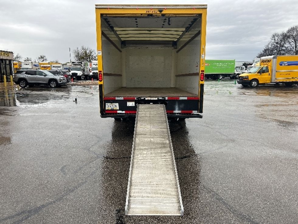 Light Duty Box Truck-Light and Medium Duty Trucks-GMC-2021-Savana G33903-San Antonio-TX-61,395\n\t\tmiles-$ 30,750 - Image 9
