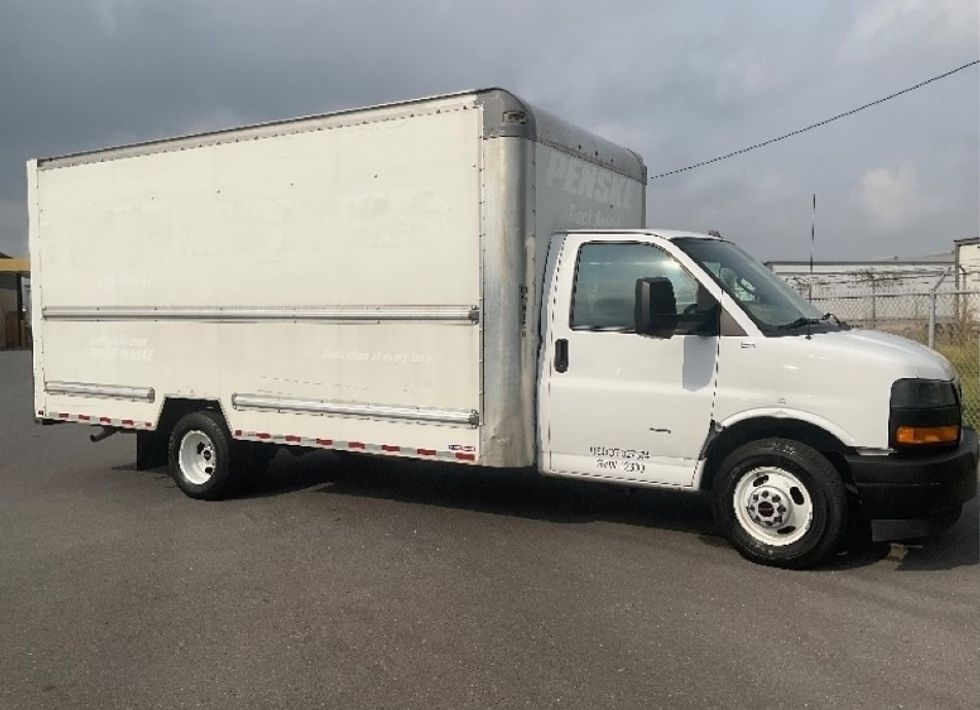 Light Duty Box Truck-Light and Medium Duty Trucks-GMC-2021-Savana G33903-San Antonio-TX-82,987\n\t\tmiles-$ 31,250 - Image 1