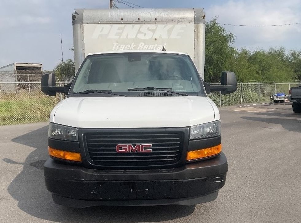 Light Duty Box Truck-Light and Medium Duty Trucks-GMC-2021-Savana G33903-San Antonio-TX-82,987\n\t\tmiles-$ 31,250 - Image 2