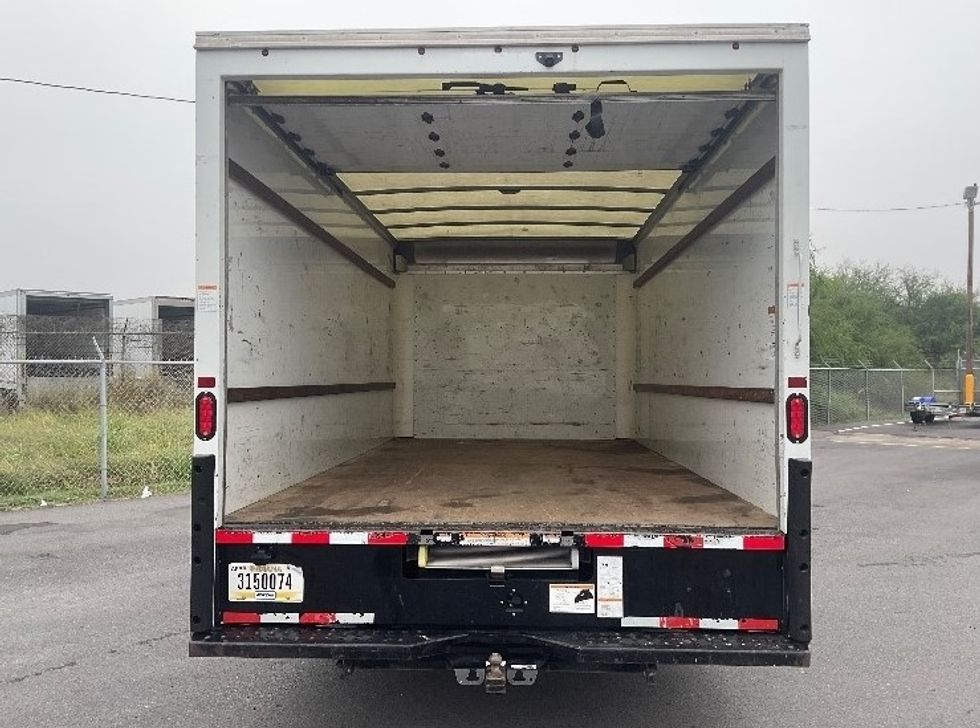 Light Duty Box Truck-Light and Medium Duty Trucks-GMC-2021-Savana G33903-San Antonio-TX-82,987\n\t\tmiles-$ 31,250 - Image 8