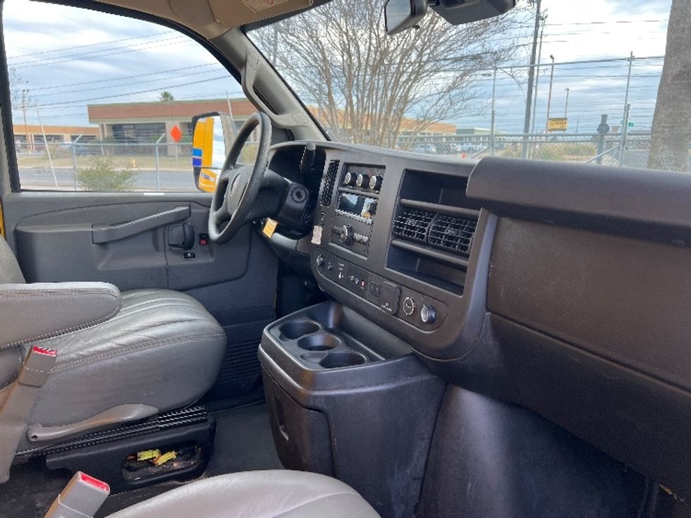 Light Duty Box Truck-Light and Medium Duty Trucks-GMC-2021-Savana G33903-San Antonio-TX-84,178\n\t\tmiles-$ 29,750 - Image 22