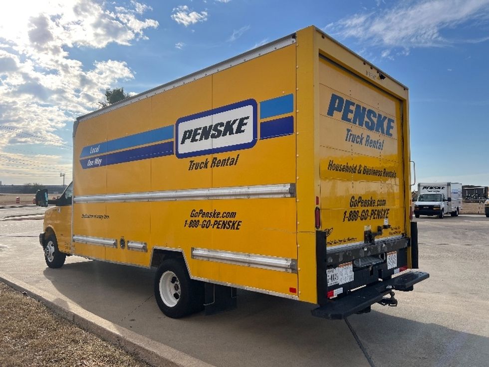 Light Duty Box Truck-Light and Medium Duty Trucks-GMC-2021-Savana G33903-San Antonio-TX-84,178\n\t\tmiles-$ 29,750 - Image 6