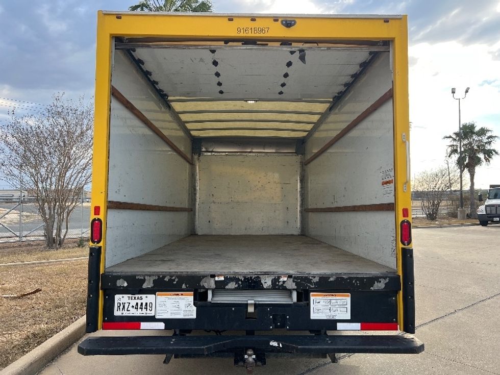 Light Duty Box Truck-Light and Medium Duty Trucks-GMC-2021-Savana G33903-San Antonio-TX-84,178\n\t\tmiles-$ 29,750 - Image 8
