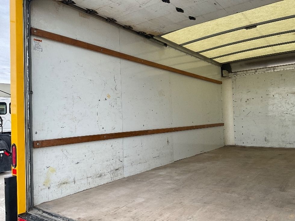 Light Duty Box Truck-Light and Medium Duty Trucks-GMC-2021-Savana G33903-San Antonio-TX-90,835\n\t\tmiles-$ 27,500 - Image 11