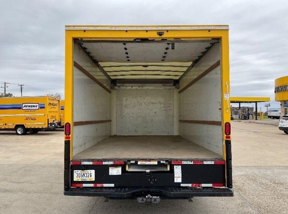 Light Duty Box Truck-Light and Medium Duty Trucks-GMC-2021-Savana G33903-San Antonio-TX-90,835\n\t\tmiles-$ 27,500 - Image 8