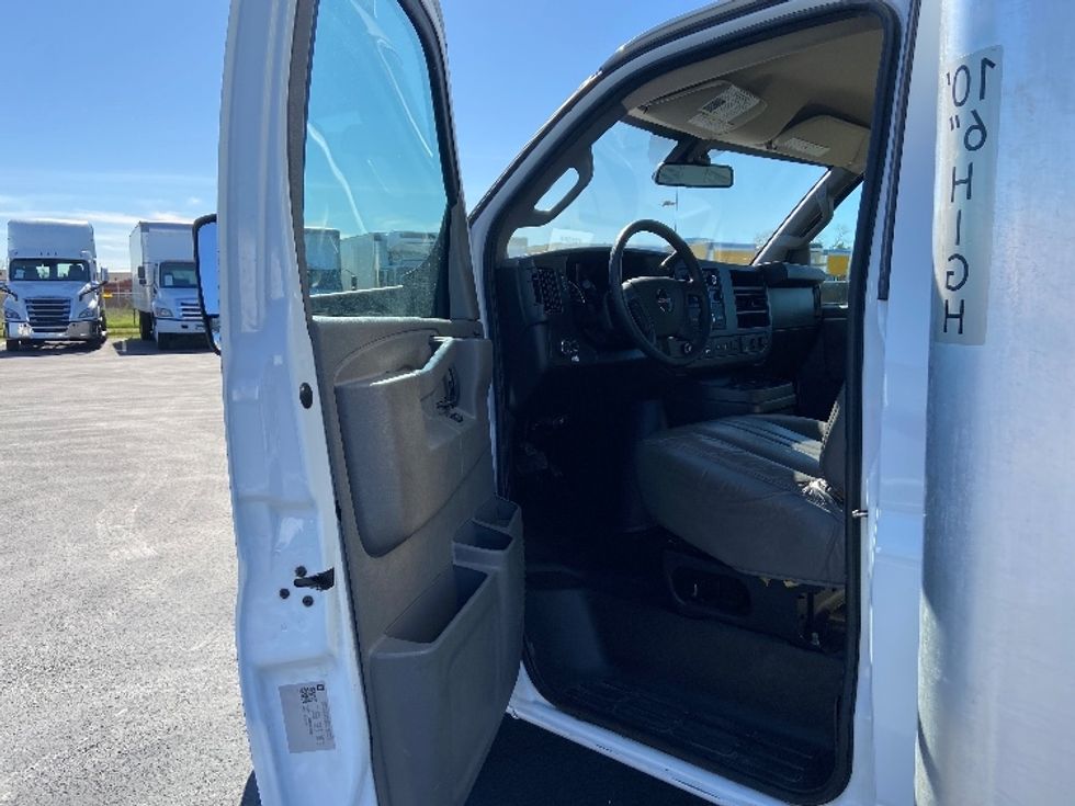 Light Duty Box Truck-Light and Medium Duty Trucks-GMC-2021-Savana G33903-San Antonio-TX-96,943\n\t\tmiles-$ 29,750 - Image 16