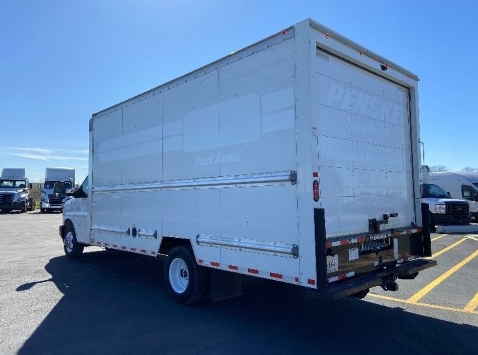Light Duty Box Truck-Light and Medium Duty Trucks-GMC-2021-Savana G33903-San Antonio-TX-96,943\n\t\tmiles-$ 29,750 - Image 6