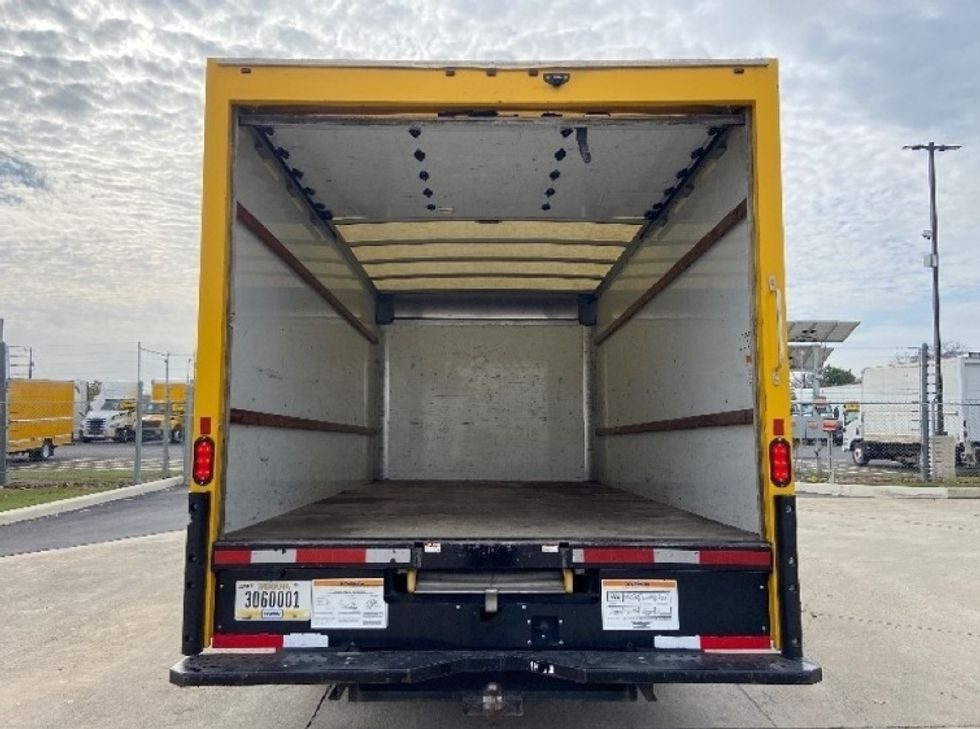 Light Duty Box Truck-Light and Medium Duty Trucks-GMC-2021-Savana G33903-San Antonio-TX-98,069\n\t\tmiles-$ 26,750 - Image 8