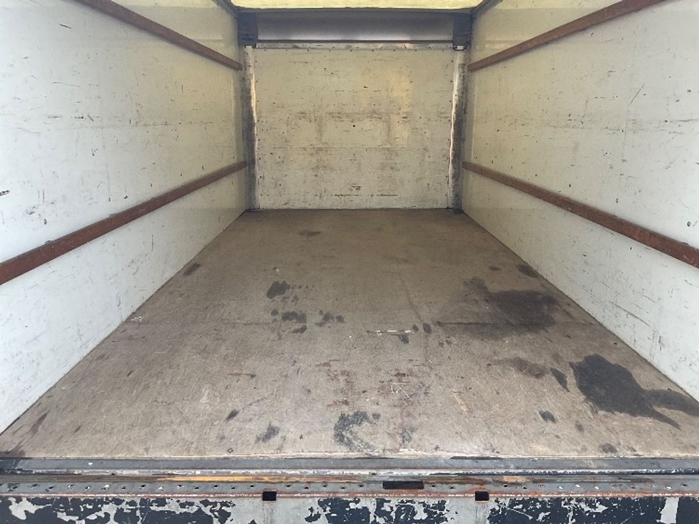 Light Duty Box Truck-Light and Medium Duty Trucks-GMC-2021-Savana G33903-San Diego-CA-71,015\n\t\tmiles-$ 31,500 - Image 10