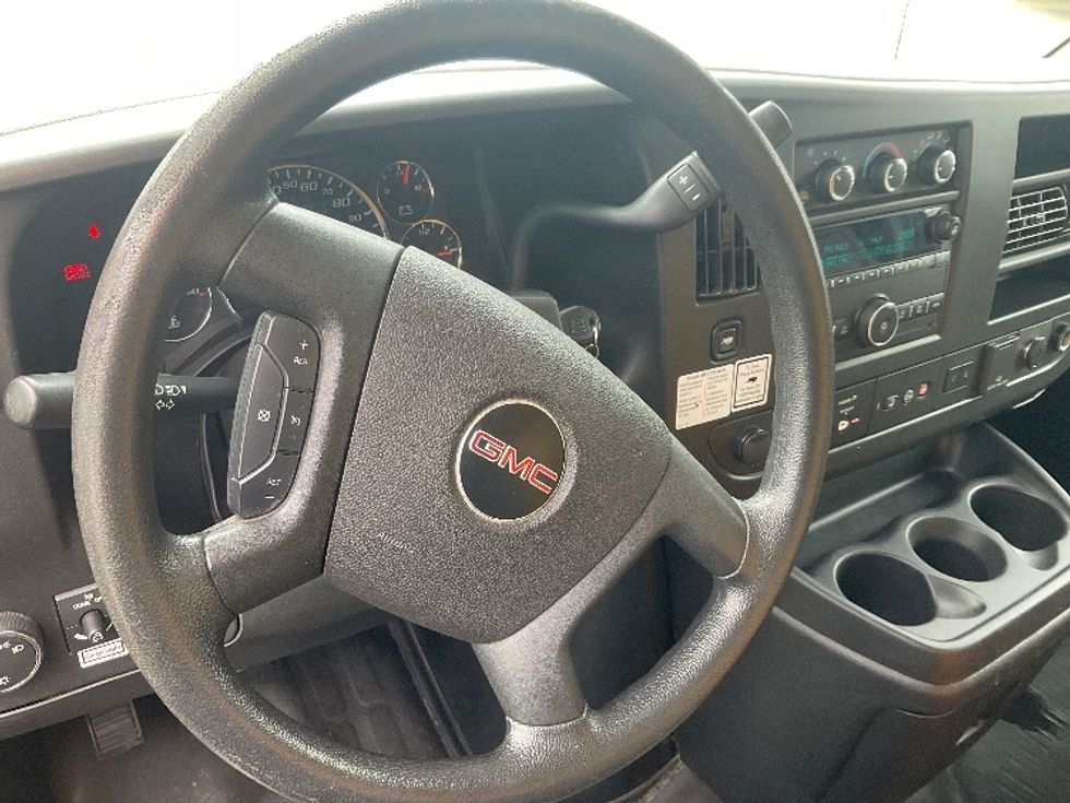 Light Duty Box Truck-Light and Medium Duty Trucks-GMC-2021-Savana G33903-San Diego-CA-71,015\n\t\tmiles-$ 31,500 - Image 18