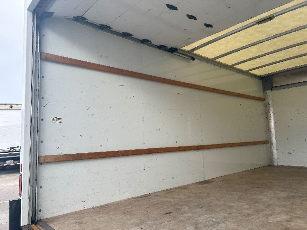 Light Duty Box Truck-Light and Medium Duty Trucks-GMC-2021-Savana G33903-San Marcos-CA-115,392\n\t\tmiles-$ 29,000 - Image 11