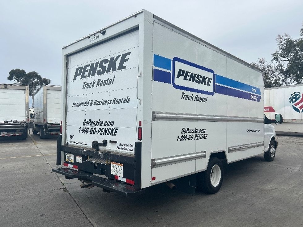 Light Duty Box Truck-Light and Medium Duty Trucks-GMC-2021-Savana G33903-San Marcos-CA-115,392\n\t\tmiles-$ 29,000 - Image 13