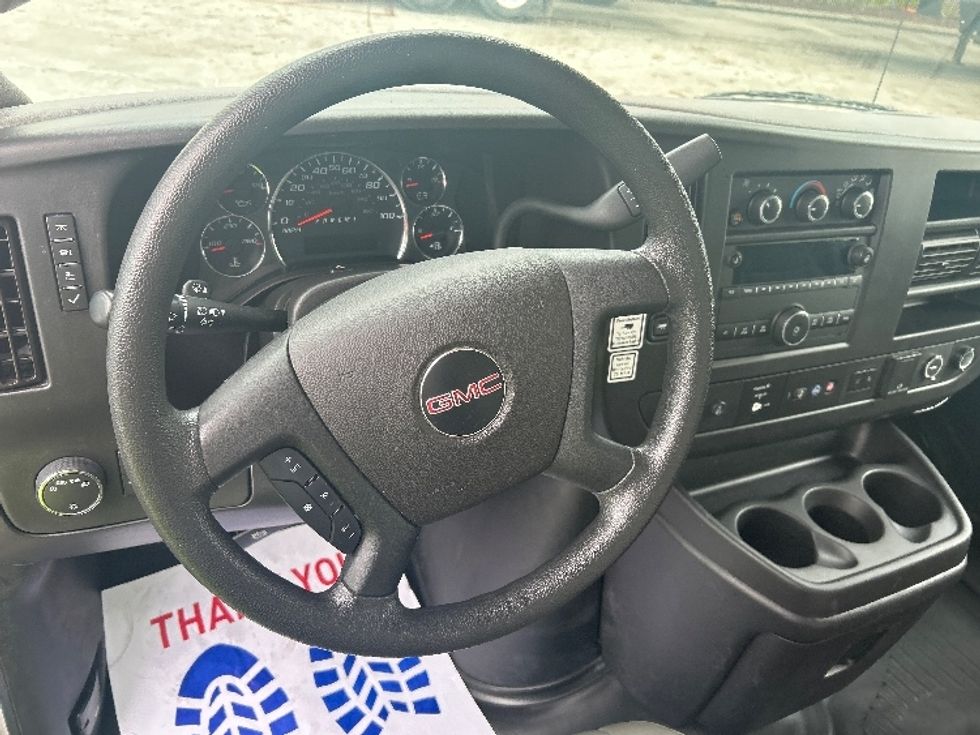 Light Duty Box Truck-Light and Medium Duty Trucks-GMC-2021-Savana G33903-San Marcos-CA-115,392\n\t\tmiles-$ 29,000 - Image 18