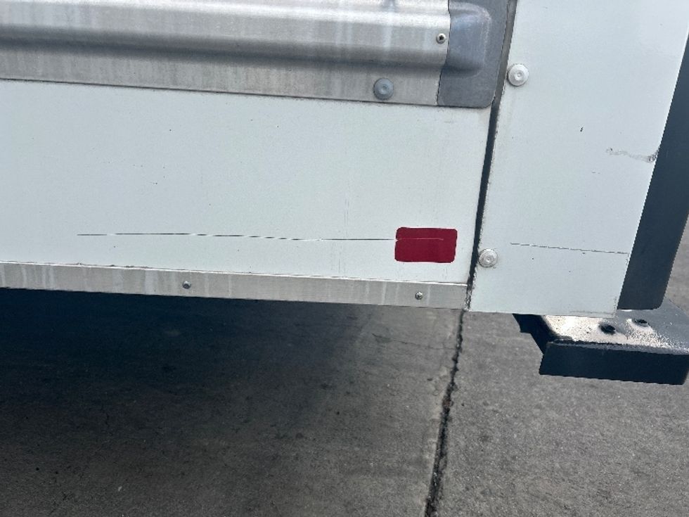 Light Duty Box Truck-Light and Medium Duty Trucks-GMC-2021-Savana G33903-San Marcos-CA-115,392\n\t\tmiles-$ 29,000 - Image 25