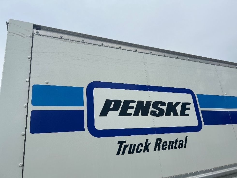 Light Duty Box Truck-Light and Medium Duty Trucks-GMC-2021-Savana G33903-San Marcos-CA-115,392\n\t\tmiles-$ 29,000 - Image 26