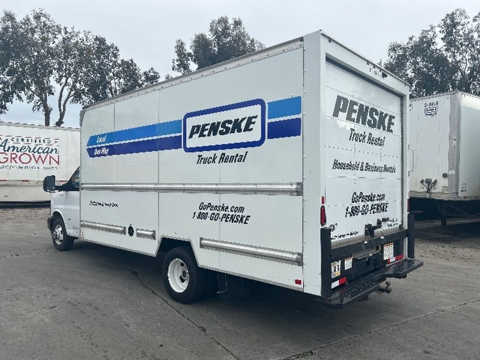 Light Duty Box Truck-Light and Medium Duty Trucks-GMC-2021-Savana G33903-San Marcos-CA-115,392\n\t\tmiles-$ 29,000 - Image 6