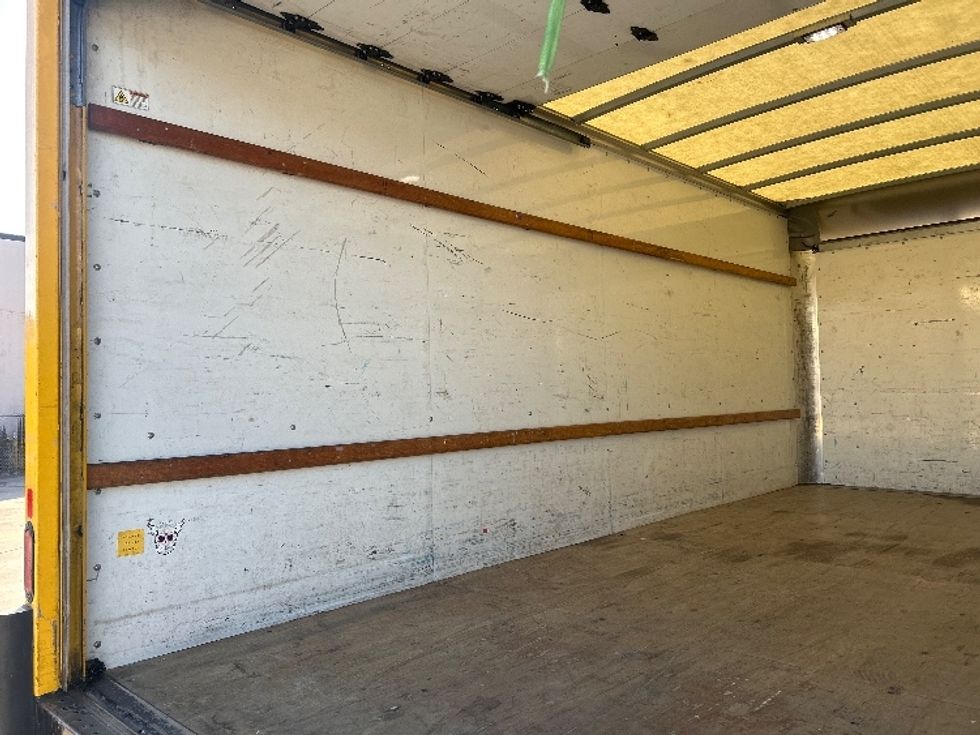 Light Duty Box Truck-Light and Medium Duty Trucks-GMC-2021-Savana G33903-San Marcos-CA-74,051\n\t\tmiles-$ 29,000 - Image 11