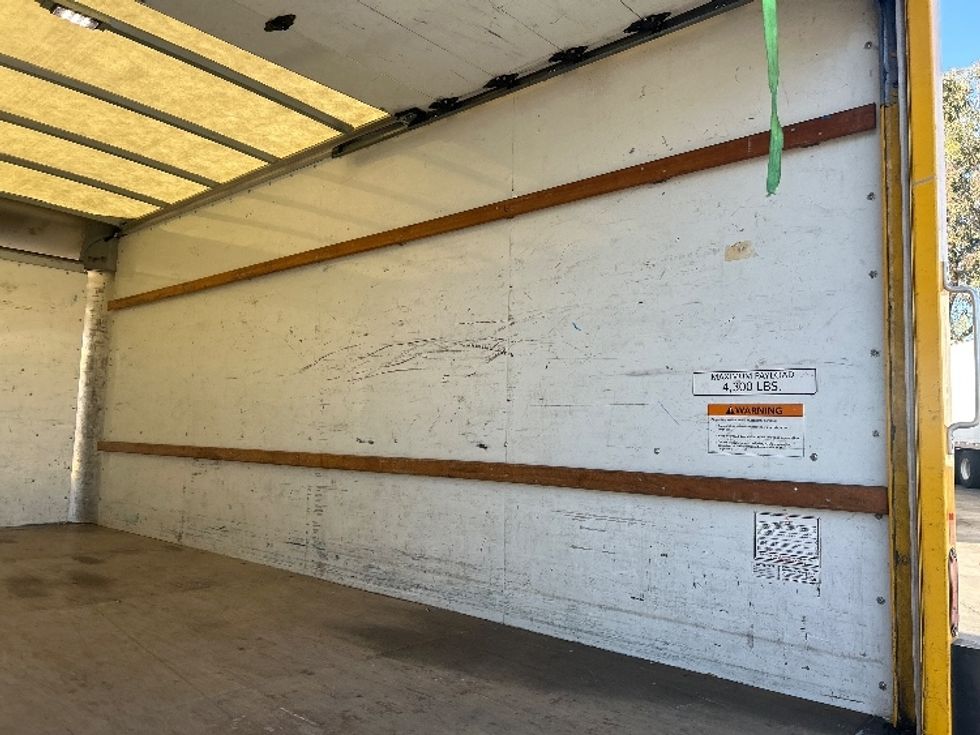 Light Duty Box Truck-Light and Medium Duty Trucks-GMC-2021-Savana G33903-San Marcos-CA-74,051\n\t\tmiles-$ 29,000 - Image 12