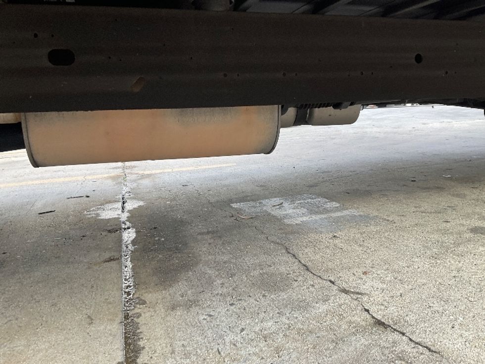 Light Duty Box Truck-Light and Medium Duty Trucks-GMC-2021-Savana G33903-San Marcos-CA-76,347\n\t\tmiles-$ 33,000 - Image 14