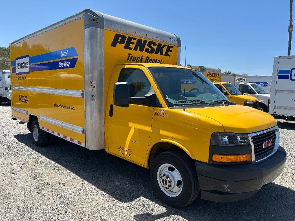 Light Duty Box Truck-Light and Medium Duty Trucks-GMC-2021-Savana G33903-San Marcos-CA-77,094\n\t\tmiles-$ 28,750 - Image 1
