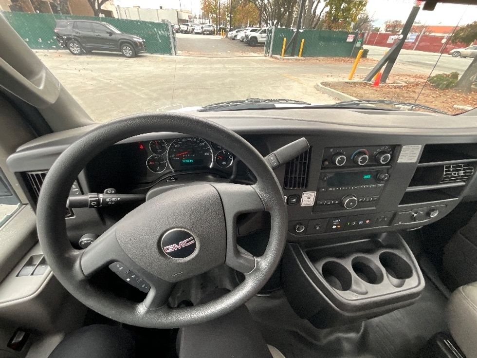 Light Duty Box Truck-Light and Medium Duty Trucks-GMC-2021-Savana G33903-Santa Clara-CA-93,702\n\t\tmiles-$ 29,750 - Image 17