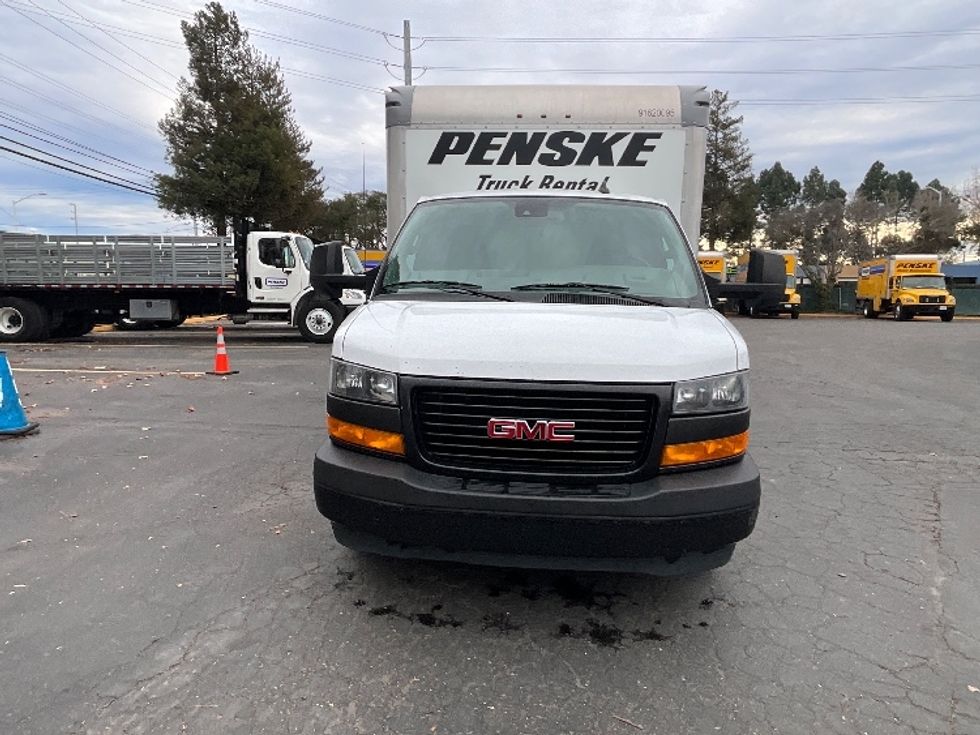 Light Duty Box Truck-Light and Medium Duty Trucks-GMC-2021-Savana G33903-Santa Clara-CA-93,702\n\t\tmiles-$ 29,750 - Image 2