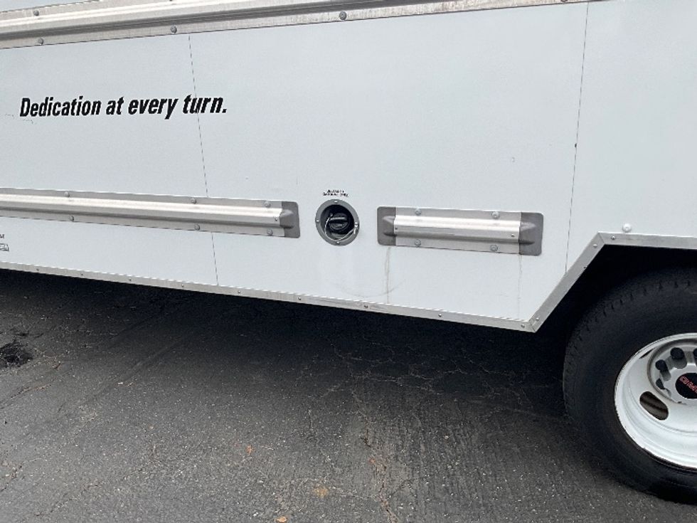 Light Duty Box Truck-Light and Medium Duty Trucks-GMC-2021-Savana G33903-Santa Clara-CA-93,702\n\t\tmiles-$ 29,750 - Image 5