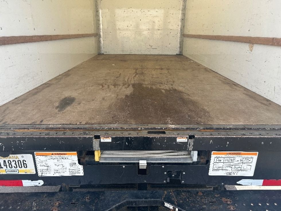 Light Duty Box Truck-Light and Medium Duty Trucks-GMC-2021-Savana G33903-Santa Maria-CA-105,903\n\t\tmiles-$ 24,500 - Image 10
