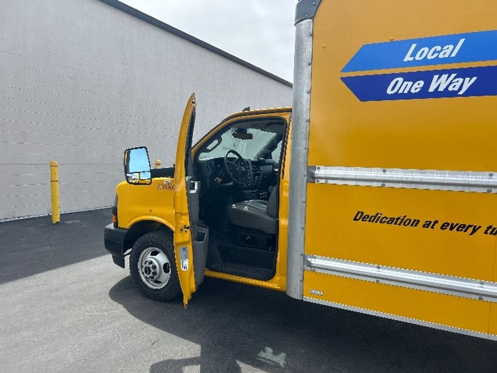 Light Duty Box Truck-Light and Medium Duty Trucks-GMC-2021-Savana G33903-Santa Maria-CA-105,903\n\t\tmiles-$ 24,500 - Image 16