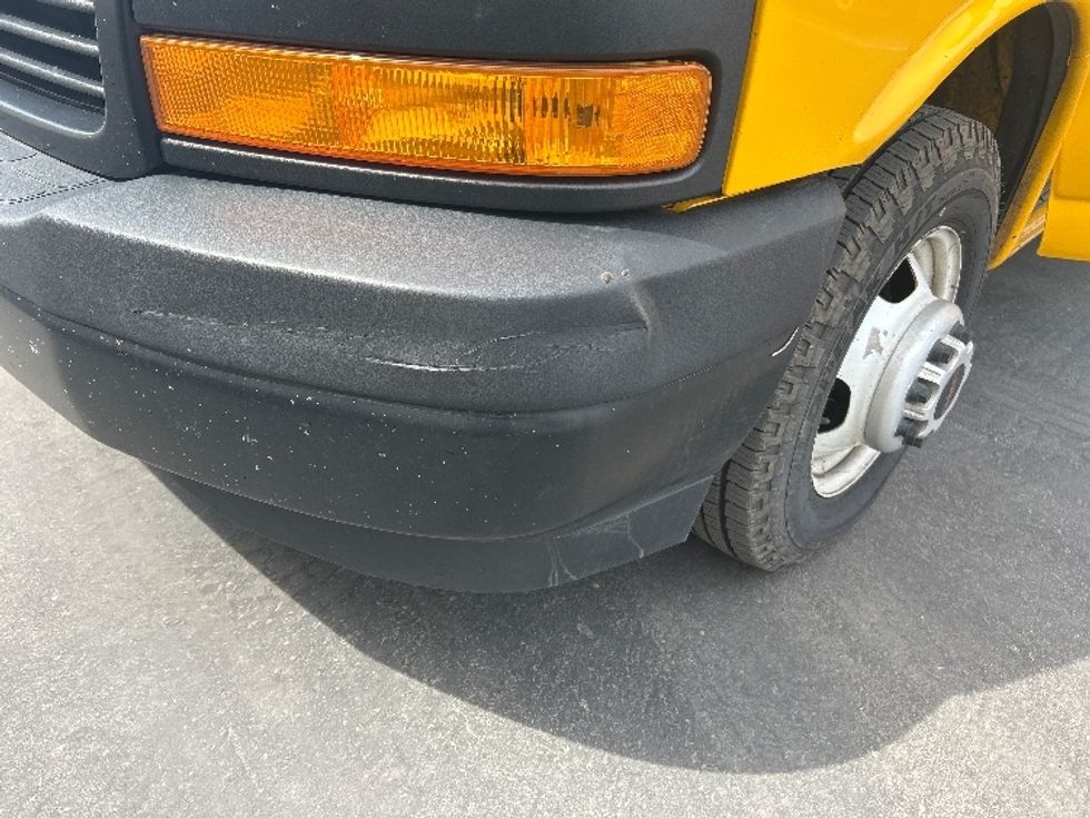 Light Duty Box Truck-Light and Medium Duty Trucks-GMC-2021-Savana G33903-Santa Maria-CA-105,903\n\t\tmiles-$ 24,500 - Image 29