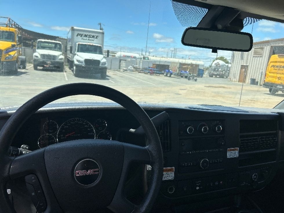 Light Duty Box Truck-Light and Medium Duty Trucks-GMC-2021-Savana G33903-Santa Maria-CA-85,402\n\t\tmiles-$ 29,250 - Image 18