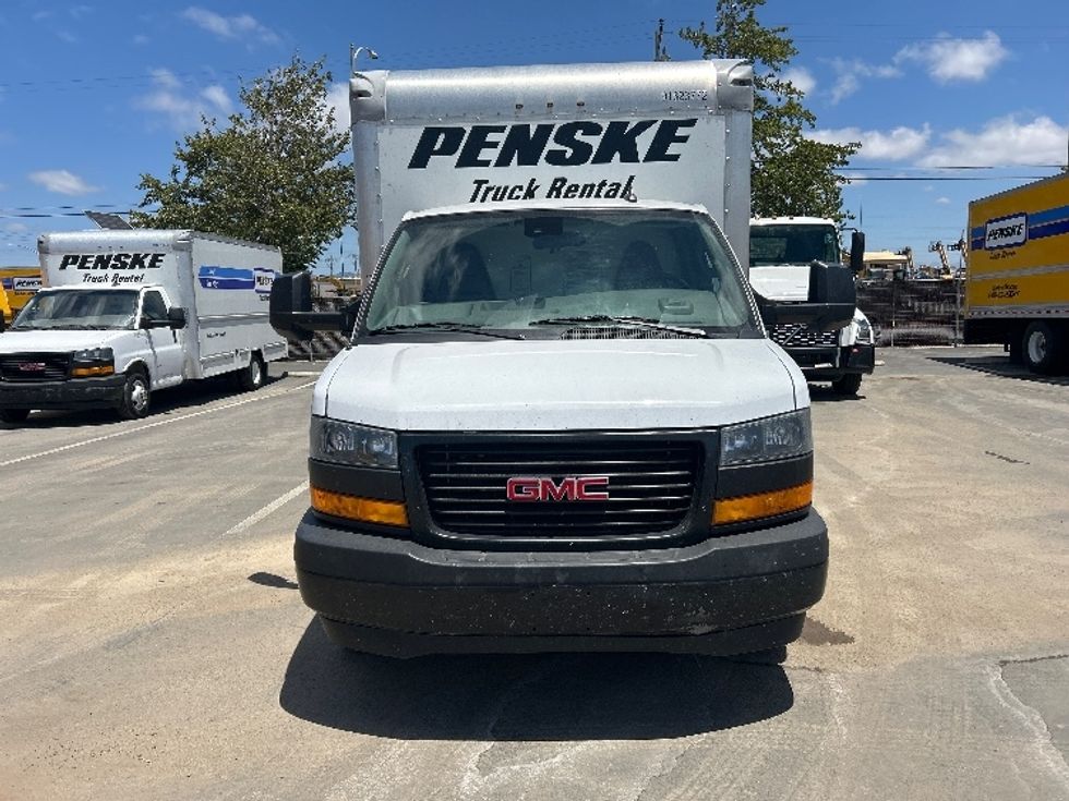 Light Duty Box Truck-Light and Medium Duty Trucks-GMC-2021-Savana G33903-Santa Maria-CA-85,402\n\t\tmiles-$ 29,250 - Image 2