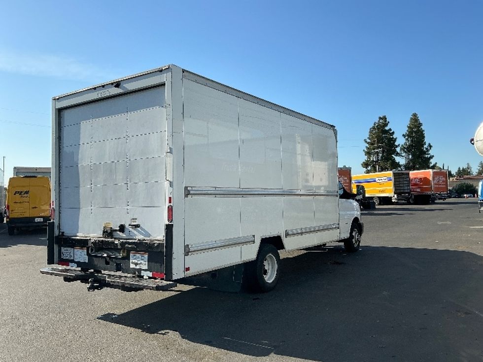 Light Duty Box Truck-Light and Medium Duty Trucks-GMC-2021-Savana G33903-Santa Rosa-CA-87,684\n\t\tmiles-$ 34,500 - Image 13