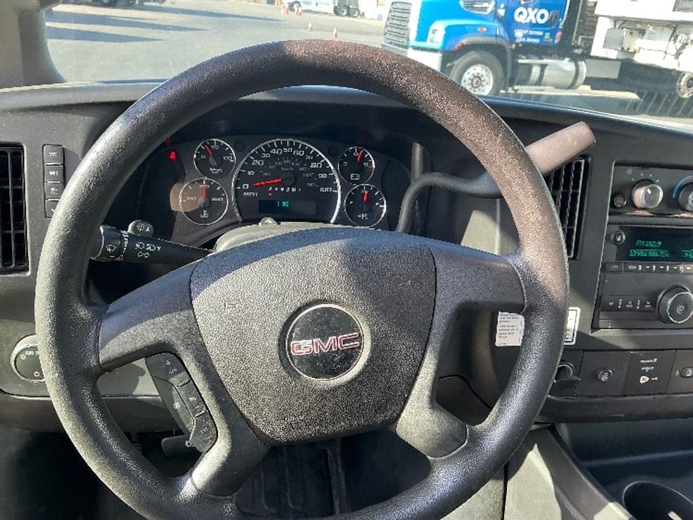 Light Duty Box Truck-Light and Medium Duty Trucks-GMC-2021-Savana G33903-Santa Rosa-CA-87,684\n\t\tmiles-$ 34,500 - Image 18