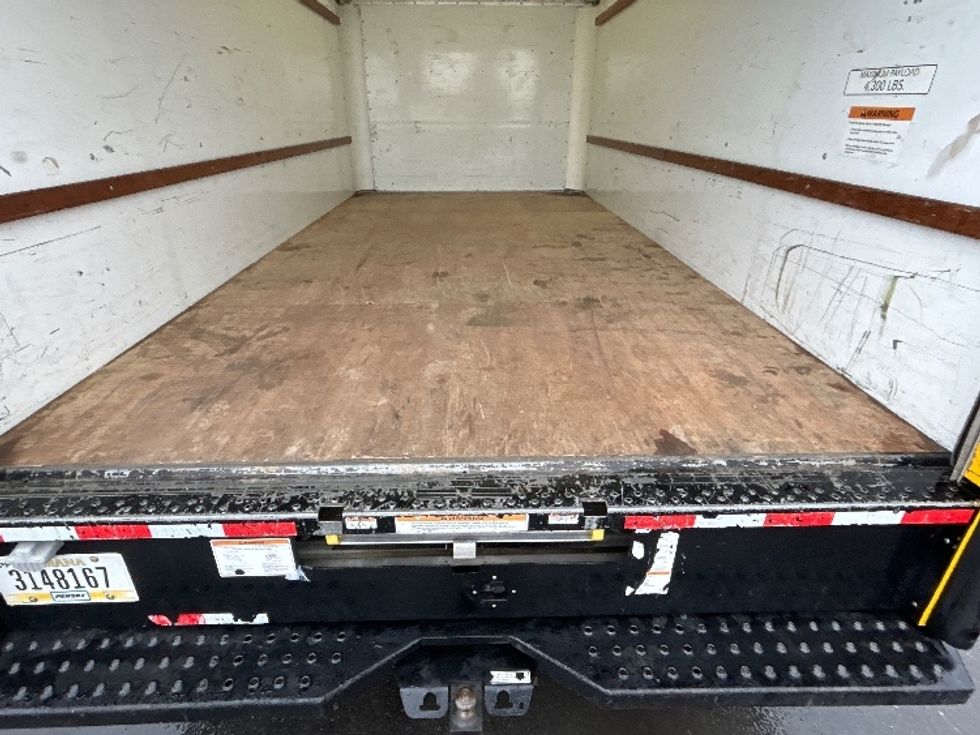 Light Duty Box Truck-Light and Medium Duty Trucks-GMC-2021-Savana G33903-Santa Rosa-CA-91,117\n\t\tmiles-$ 28,750 - Image 8