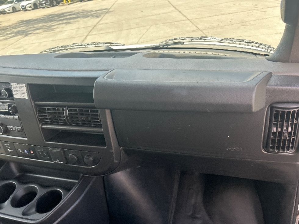 Light Duty Box Truck-Light and Medium Duty Trucks-GMC-2021-Savana G33903-Sarasota-FL-107,460\n\t\tmiles-$ 30,500 - Image 16