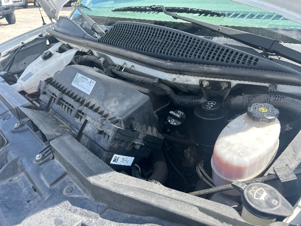 Light Duty Box Truck-Light and Medium Duty Trucks-GMC-2021-Savana G33903-Sarasota-FL-107,460\n\t\tmiles-$ 30,500 - Image 19