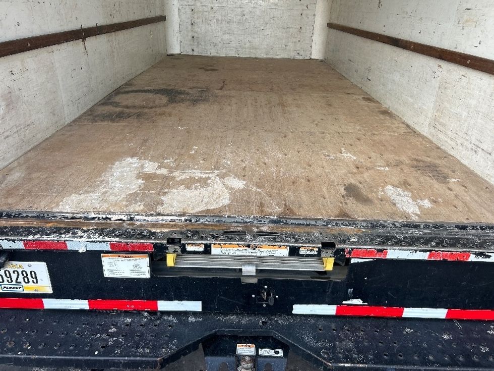 Light Duty Box Truck-Light and Medium Duty Trucks-GMC-2021-Savana G33903-Sarasota-FL-136,787\n\t\tmiles-$ 21,250 - Image 10
