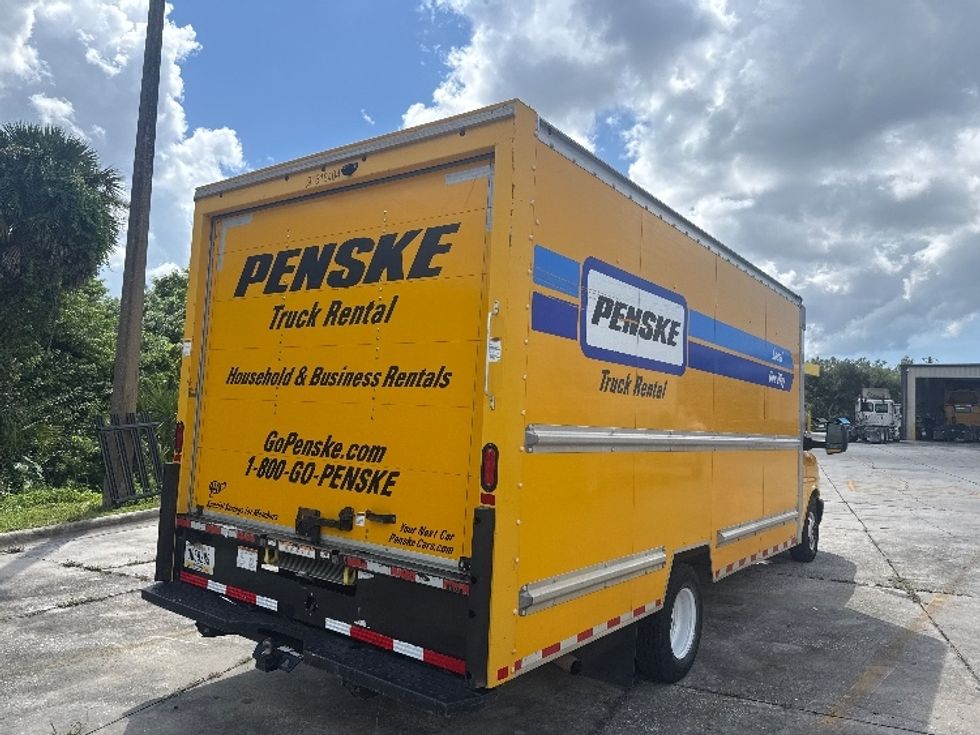 Light Duty Box Truck-Light and Medium Duty Trucks-GMC-2021-Savana G33903-Sarasota-FL-136,787\n\t\tmiles-$ 21,250 - Image 13