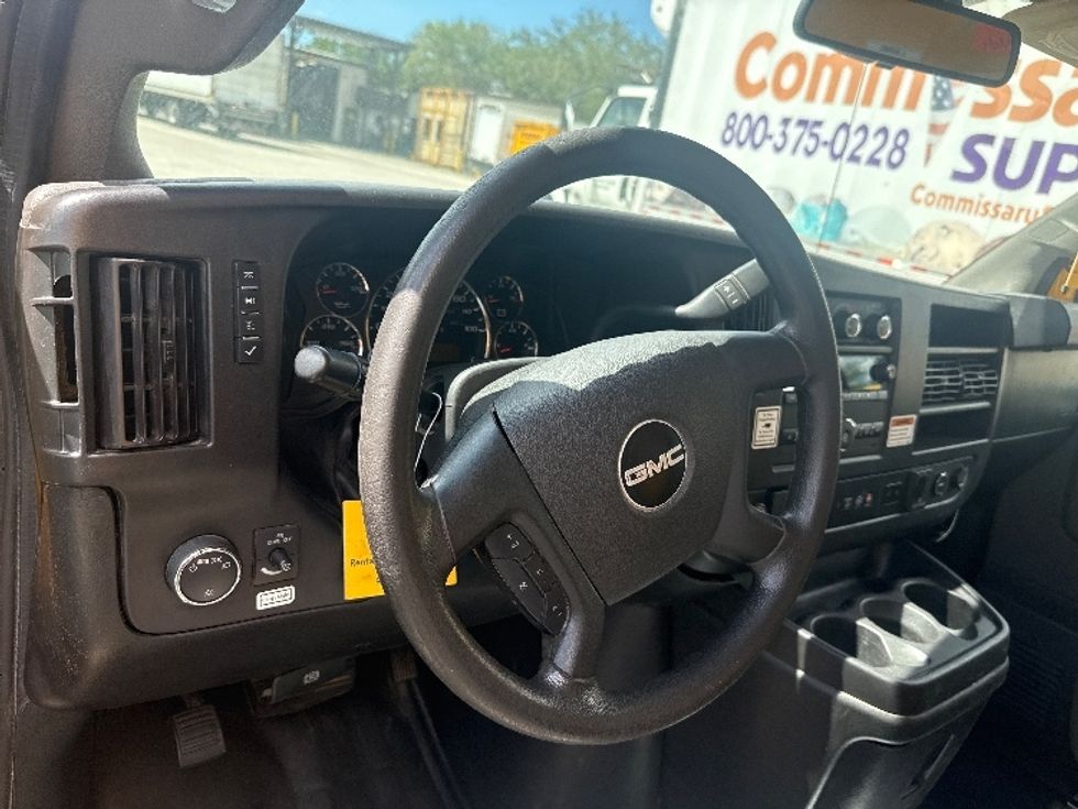 Light Duty Box Truck-Light and Medium Duty Trucks-GMC-2021-Savana G33903-Sarasota-FL-136,787\n\t\tmiles-$ 21,250 - Image 17